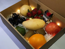 Load image into Gallery viewer, Fruits Box 11
